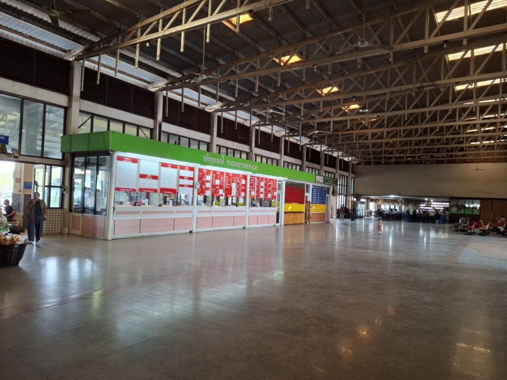 2026年1月に訪れた際の北バスターミナルのチケットカウンターの写真