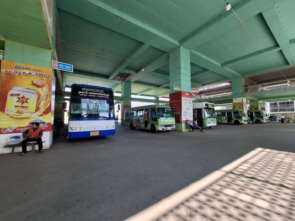 訪問時のラオス/ビエンチャンのセントラルバスターミナル(タラートサオバスターミナル)の写真