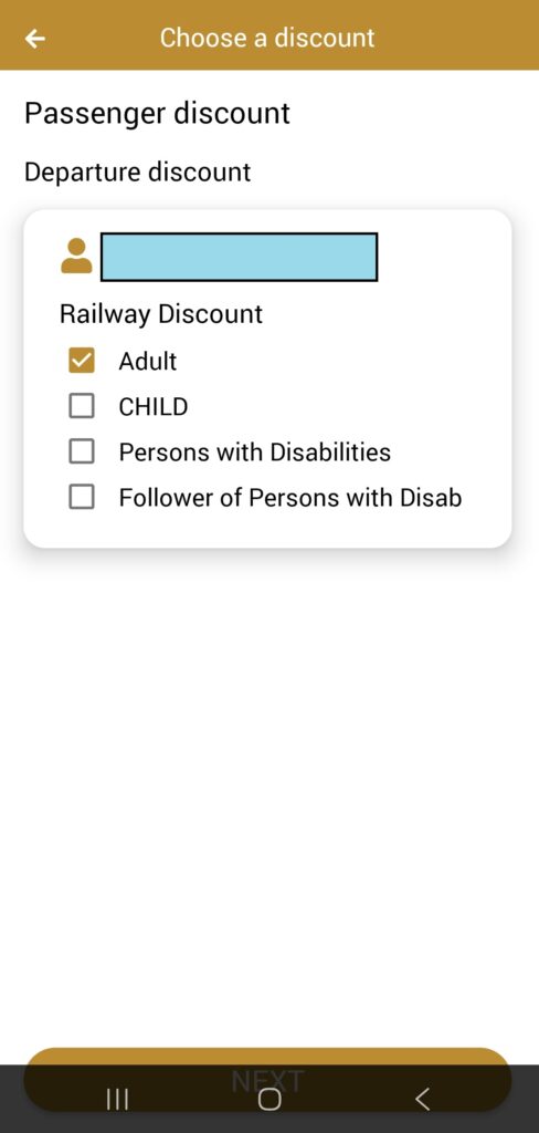 タイ国鉄公式アプリd-ticketアプリの購入者が割引対象かの情報入力画面をスマートフォンで表示した写真
