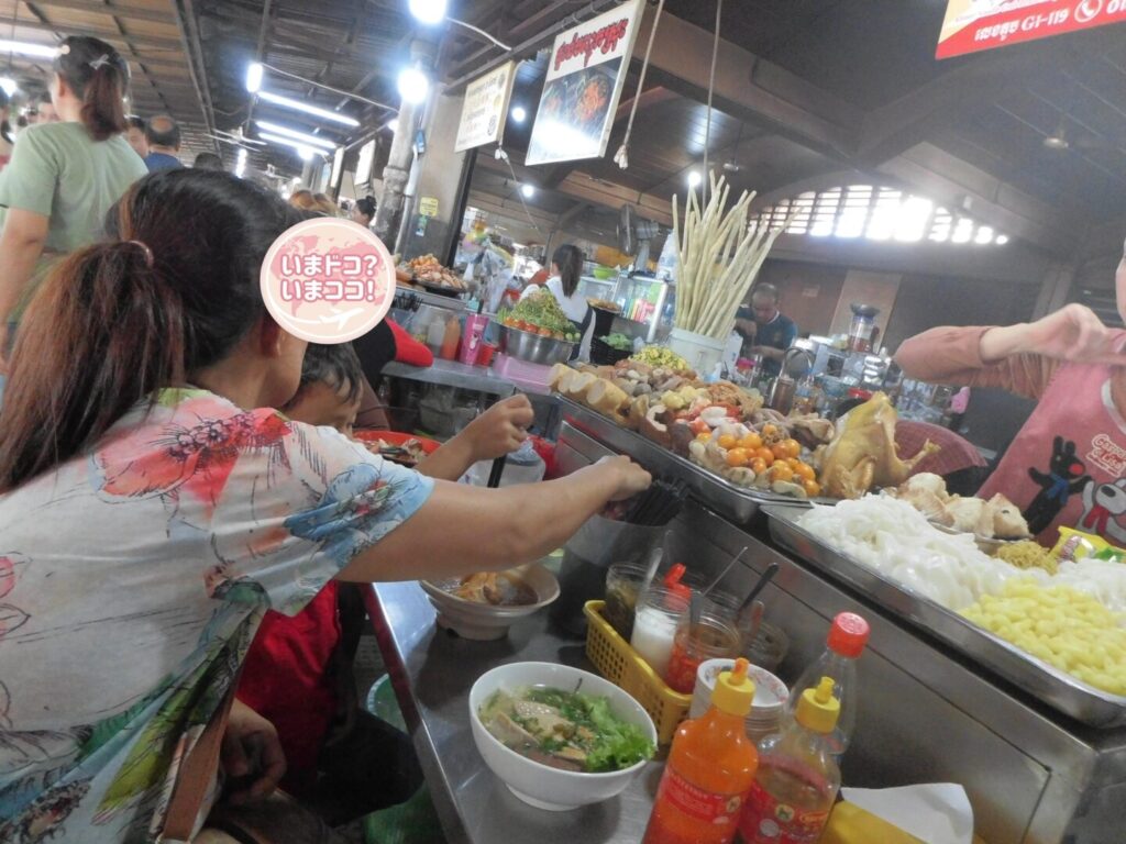筆者が訪れたプノンペンのセントラルマーケットで飲食店が並んでいるエリアの写真