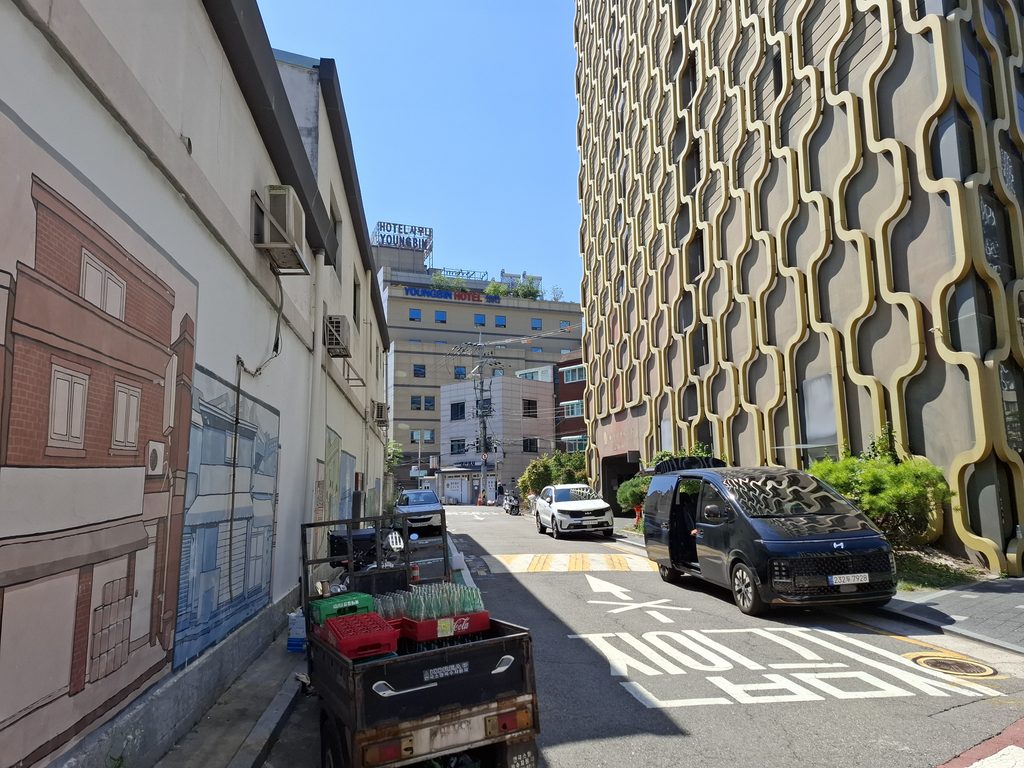 筆者が2026年9月に宿泊したヨンビンホテルへと向かう道の様子を撮った写真